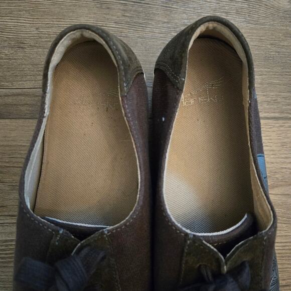 Dansko Olisa Printed Canvas Sneaker Dark Brown Silver Size 8.5-9 - Picture 9 of 11